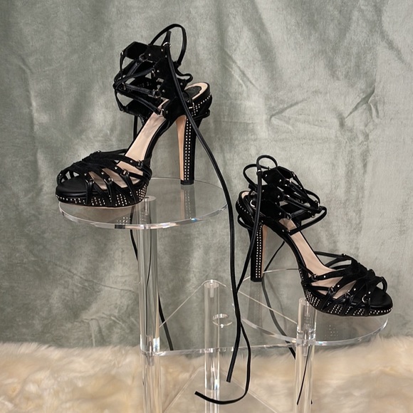 Women’s heels - Picture 3 of 5